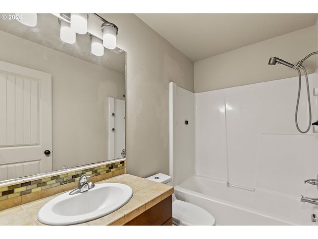 10510 Ne 21ST Ct, Vancouver, WA 98686