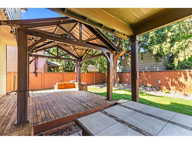 10510 Ne 21ST Ct, Vancouver, WA 98686