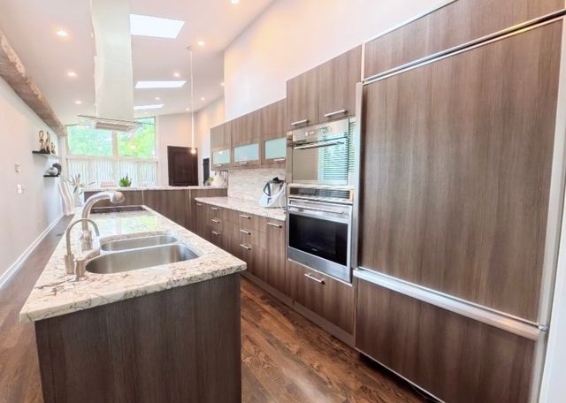 2519 Parkwood Lane, Des Plaines, IL 60018