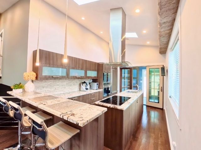 2519 Parkwood Lane, Des Plaines, IL 60018