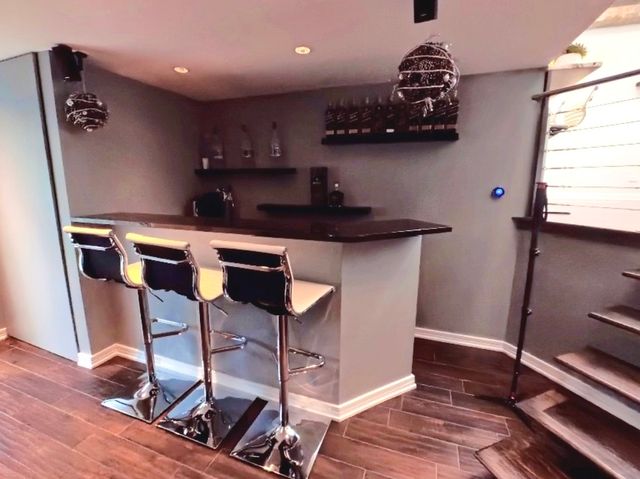 2519 Parkwood Lane, Des Plaines, IL 60018