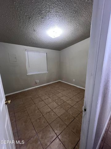 4904 Winthrop Drive, El Paso, TX 79924