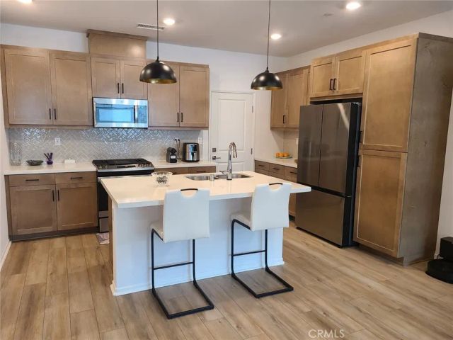 5584 Kateway 9, Fontana, CA 92336
