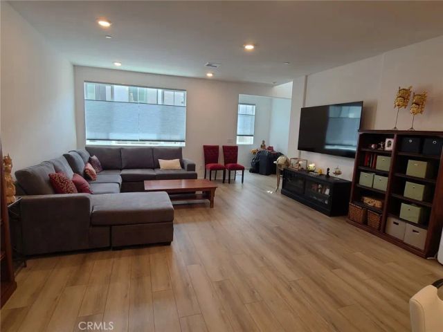 5584 Kateway 9, Fontana, CA 92336