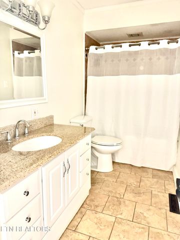 11709 Black Powder Drive, Knoxville, TN 37934