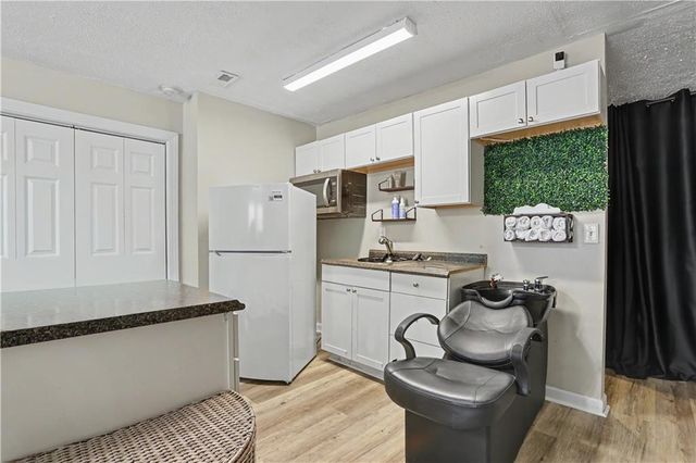 67 Davis Mill Court, Lawrenceville, GA 30044
