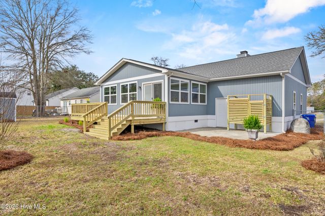 322 NE 57th Street, Oak Island, NC 28465