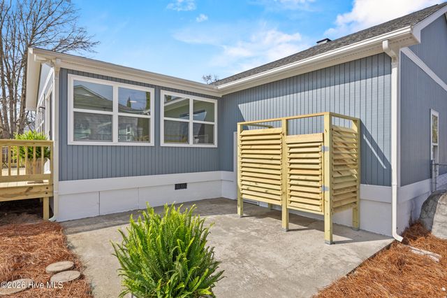 322 NE 57th Street, Oak Island, NC 28465