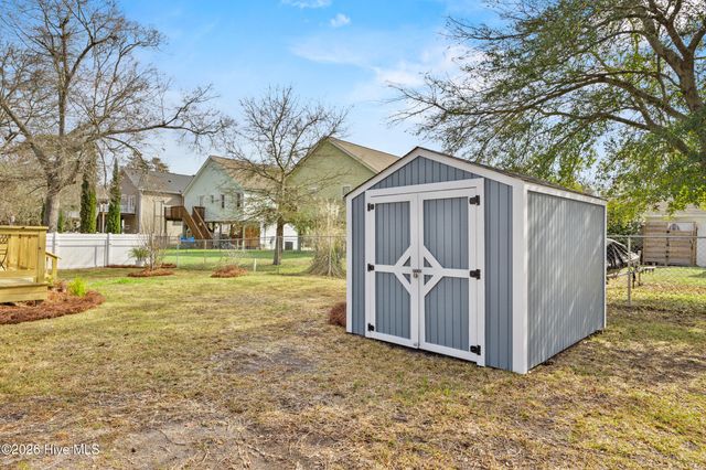 322 NE 57th Street, Oak Island, NC 28465