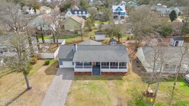 322 NE 57th Street, Oak Island, NC 28465