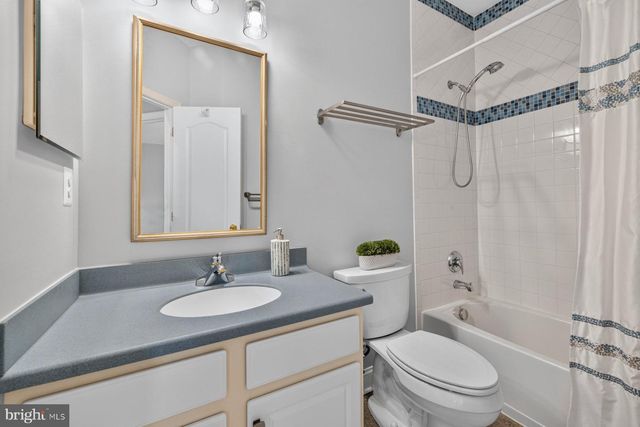 1031 GAITHER RD, Rockville, MD 20850