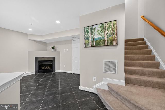 1031 GAITHER RD, Rockville, MD 20850