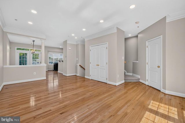 1031 GAITHER RD, Rockville, MD 20850