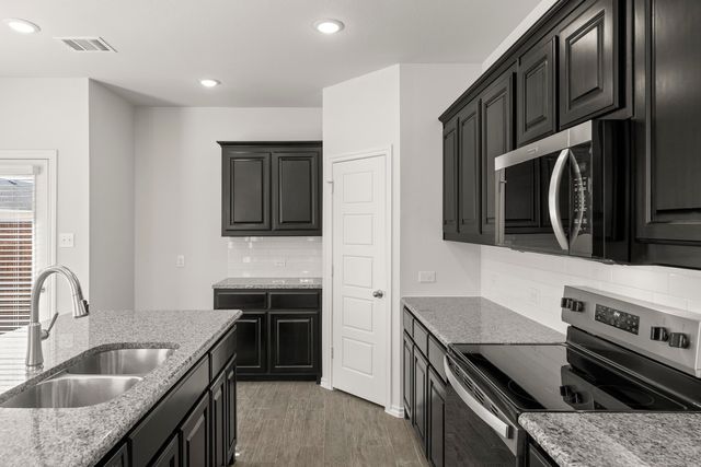 1710 Potomac Lane, Blue Ridge, TX 75424