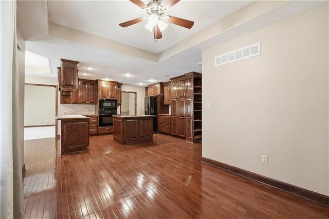 213 Blackjack Avenue, Lone Jack, MO 64070