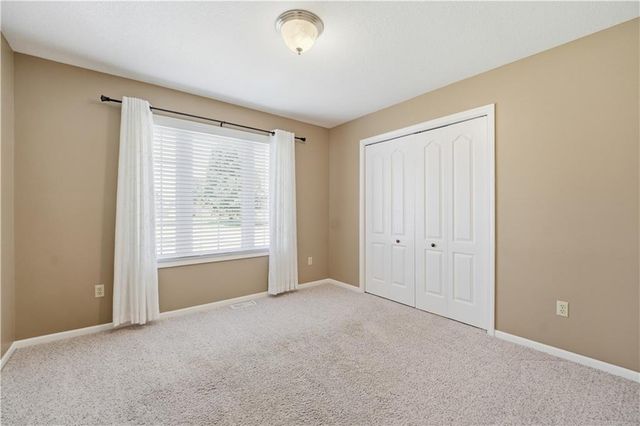 213 Blackjack Avenue, Lone Jack, MO 64070