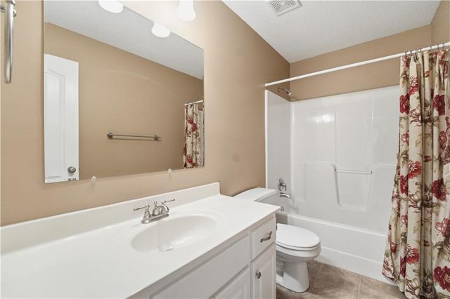 213 Blackjack Avenue, Lone Jack, MO 64070
