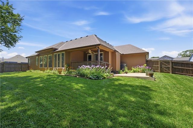 213 Blackjack Avenue, Lone Jack, MO 64070