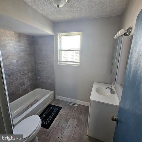 3963 WYALUSING AVE, Philadelphia, PA 19104