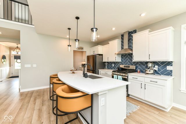 19910 Chatham Green Drive, Westfield, IN 46074