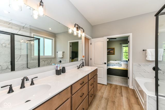 19910 Chatham Green Drive, Westfield, IN 46074