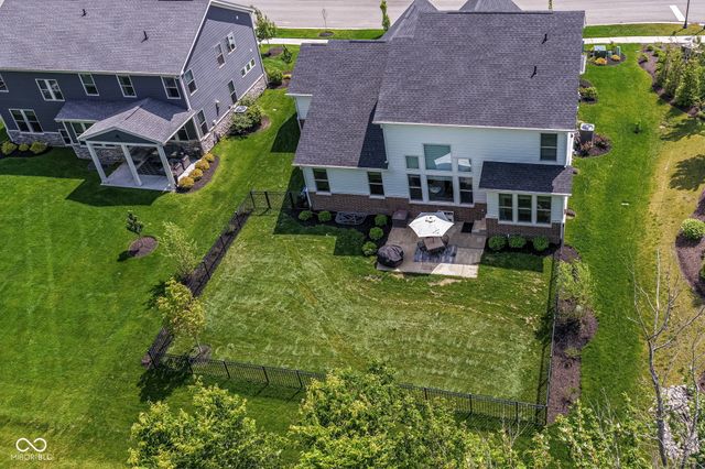 19910 Chatham Green Drive, Westfield, IN 46074