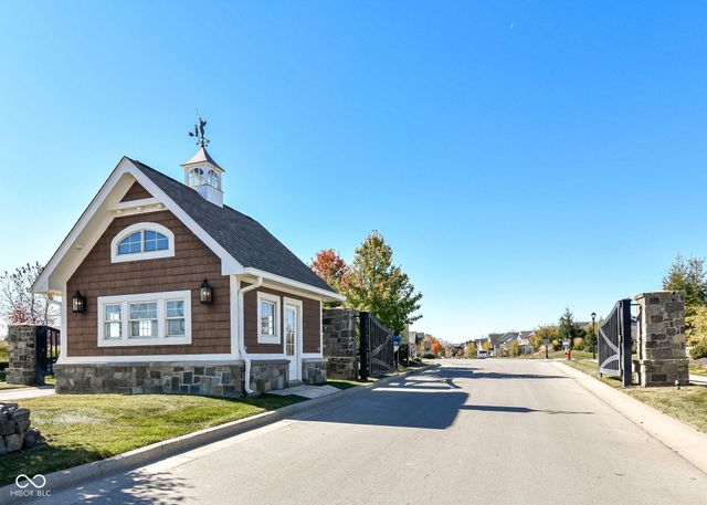 19910 Chatham Green Drive, Westfield, IN 46074