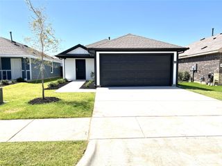 5557 Rollins Drive, Krum, TX 76249