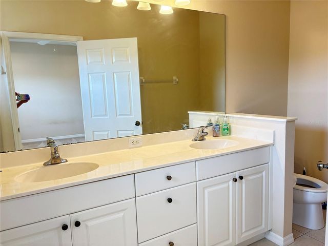 5641 WHITEHEAD STREET, Bradenton, FL 34203