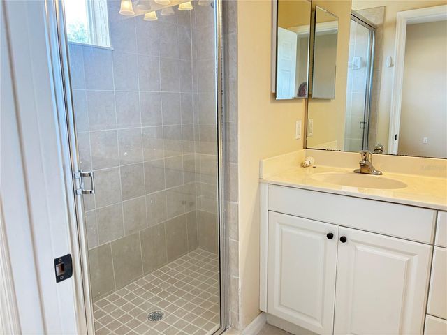 5641 WHITEHEAD STREET, Bradenton, FL 34203