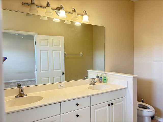 5641 WHITEHEAD STREET, Bradenton, FL 34203