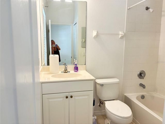 5641 WHITEHEAD STREET, Bradenton, FL 34203