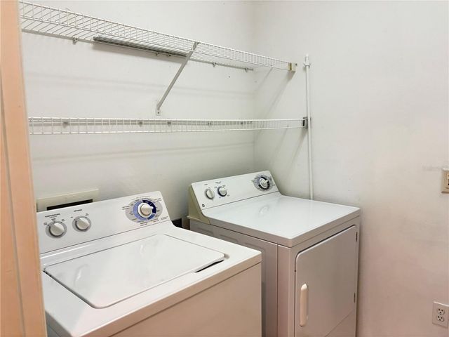 5641 WHITEHEAD STREET, Bradenton, FL 34203