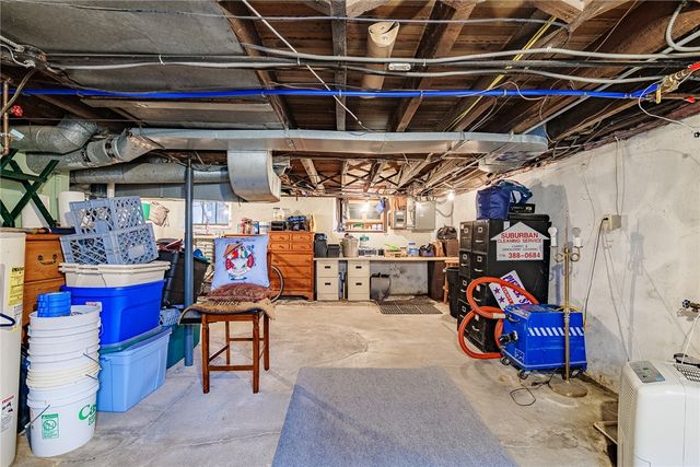 27 South Avenue, Perinton, NY 14450