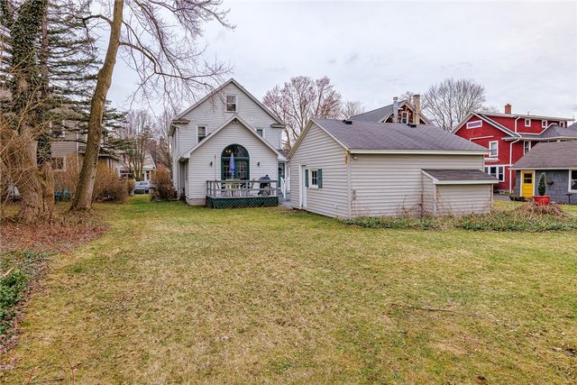 27 South Avenue, Perinton, NY 14450