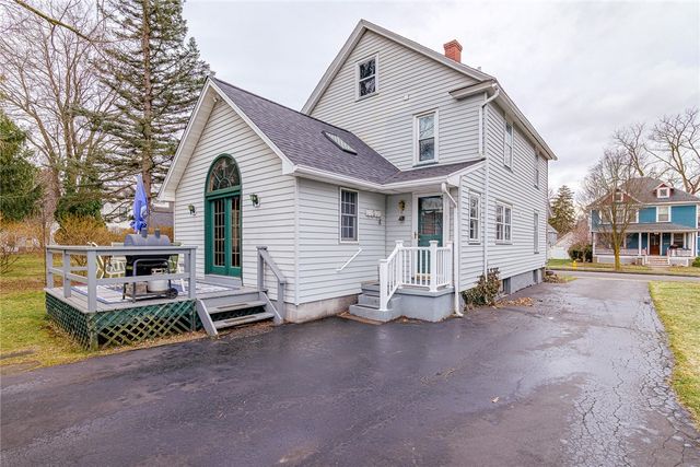 27 South Avenue, Perinton, NY 14450