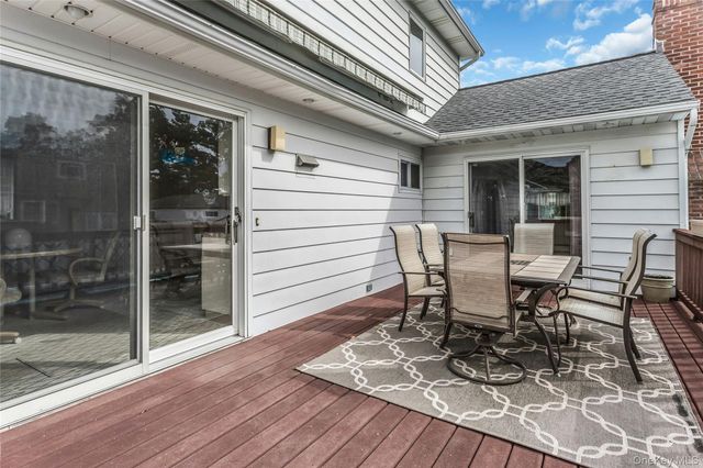 472 Chelsea Avenue, West Babylon, NY 11704