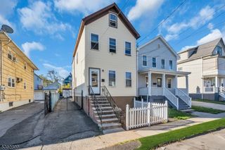 932 Flora St, Elizabeth City, NJ 07201