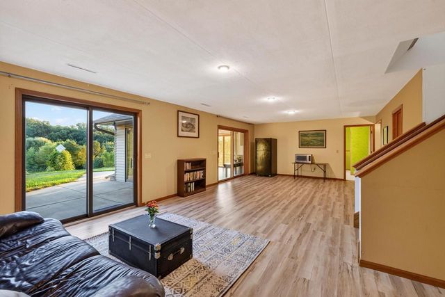 3129 Keithbridge Circle, Mount Horeb, WI 53572