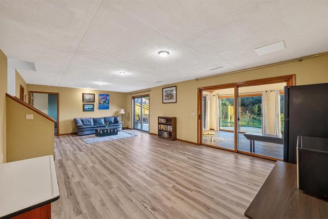 3129 Keithbridge Circle, Mount Horeb, WI 53572