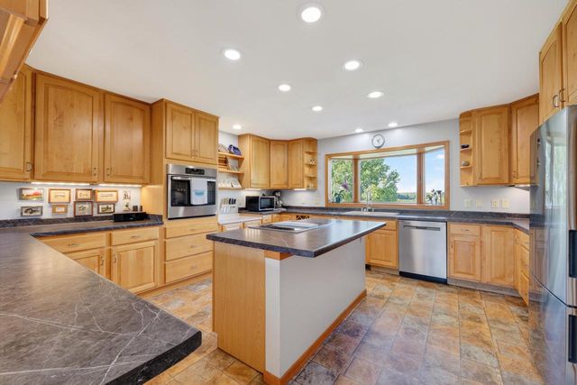 3129 Keithbridge Circle, Mount Horeb, WI 53572