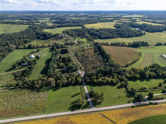 3129 Keithbridge Circle, Mount Horeb, WI 53572