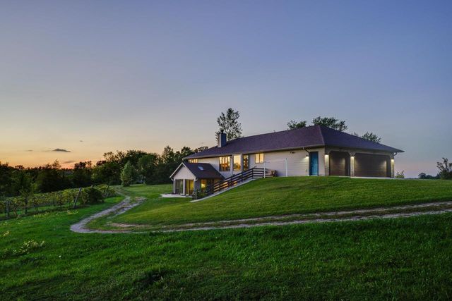 3129 Keithbridge Circle, Mount Horeb, WI 53572