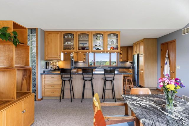 3129 Keithbridge Circle, Mount Horeb, WI 53572
