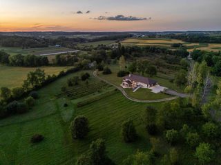 3129 Keithbridge Circle, Mount Horeb, WI 53572