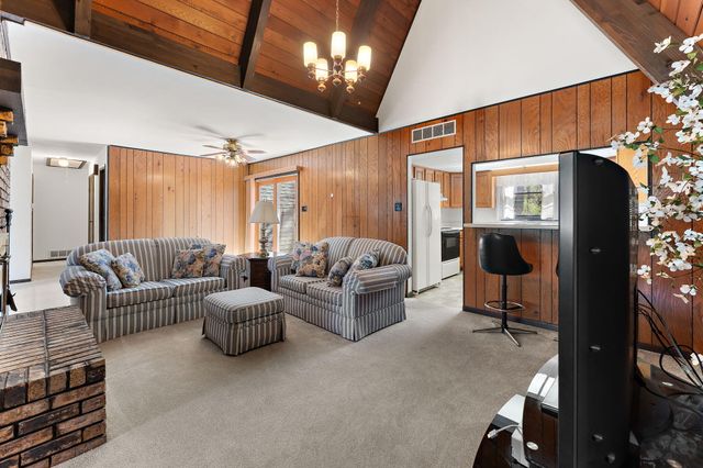 5615 W 154th Court, Lowell, IN 46356