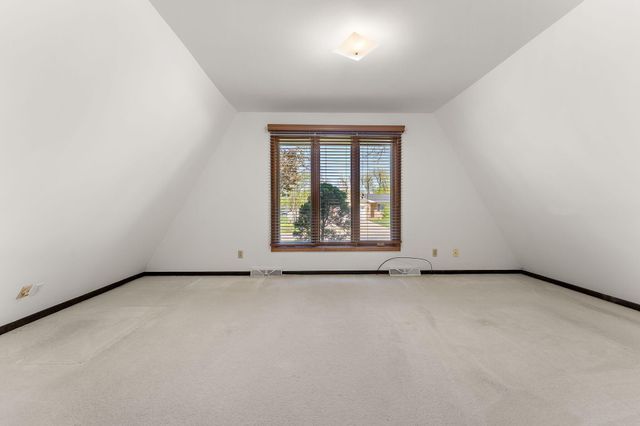 5615 W 154th Court, Lowell, IN 46356