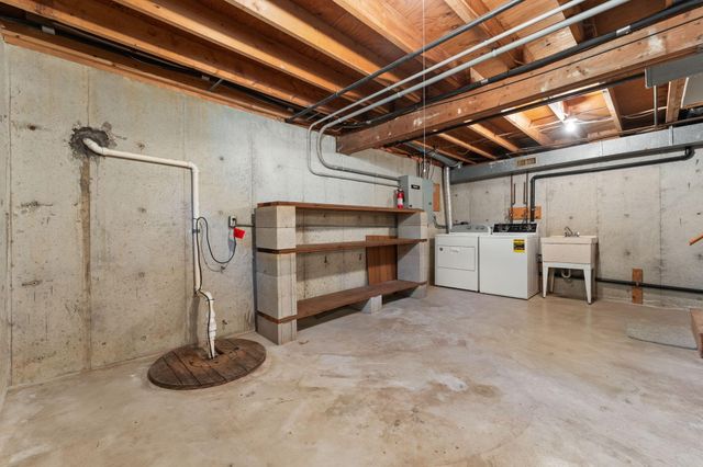 5615 W 154th Court, Lowell, IN 46356