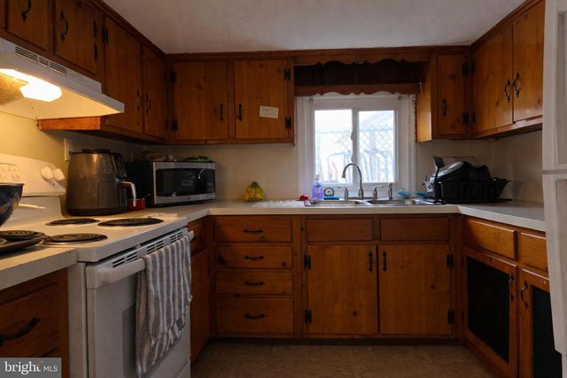 709 S POTOMAC ST, Hagerstown, MD 21740