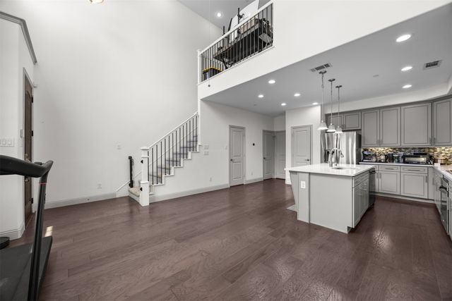 295 Scotia Street, Lewisville, TX 75056